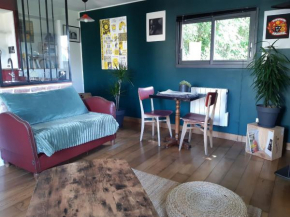 Hotels in Curcy-Sur-Orne